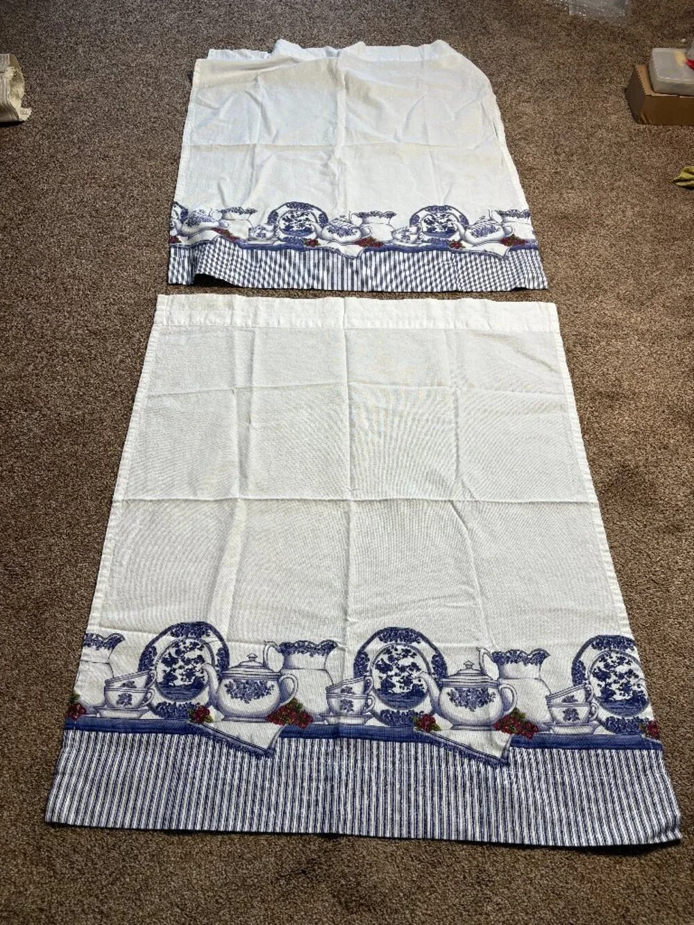 2 Vintage Better Homes Curtains Country Cottage Blue & White Tea & Berries